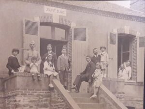 Georges Maussion et sa femme maria Oger à Préfailles villa jeanne d'arc